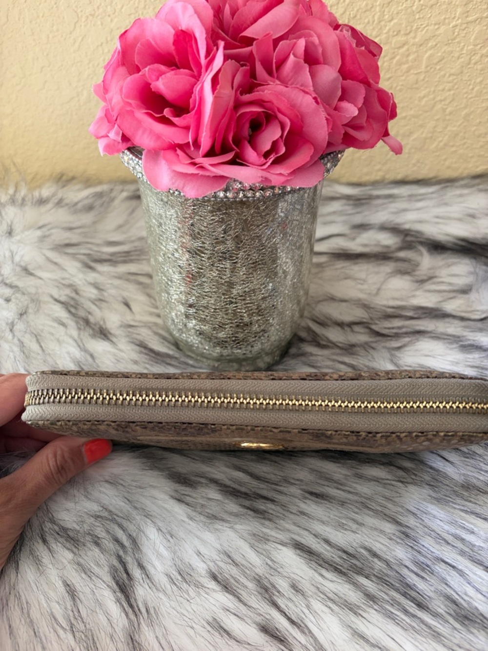 Tory Burch Python-Embossed Continental Zip Wallet in Taupe and Gold - Picture 4 of 10